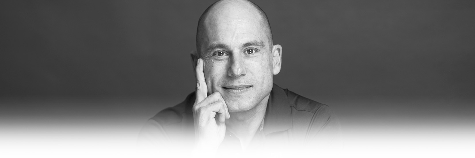 Leo Morales